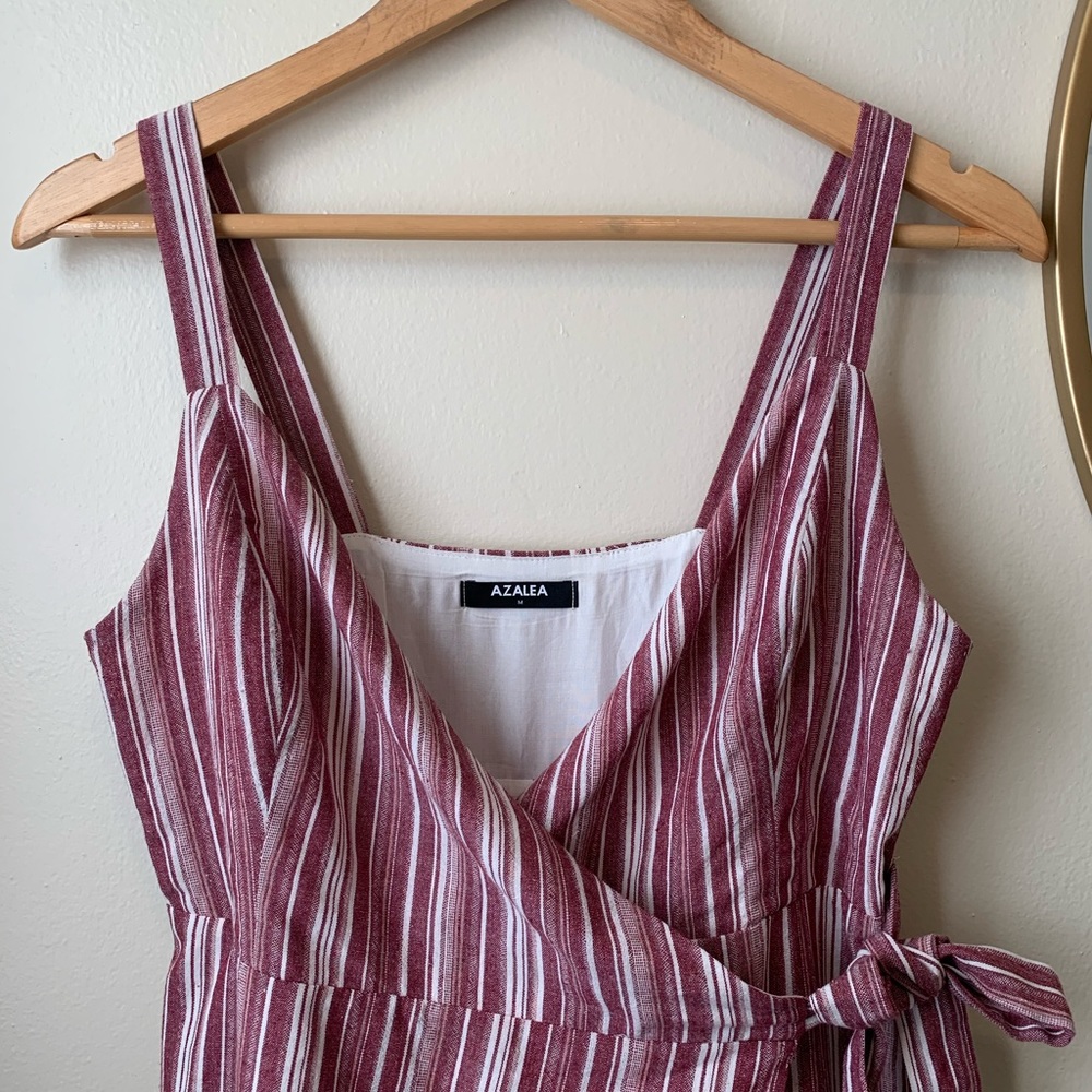 Azalea Wrap Dress ✨ - Picture 2 of 6